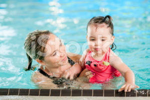 stock-photo-80996457-exploring-in-the-pool